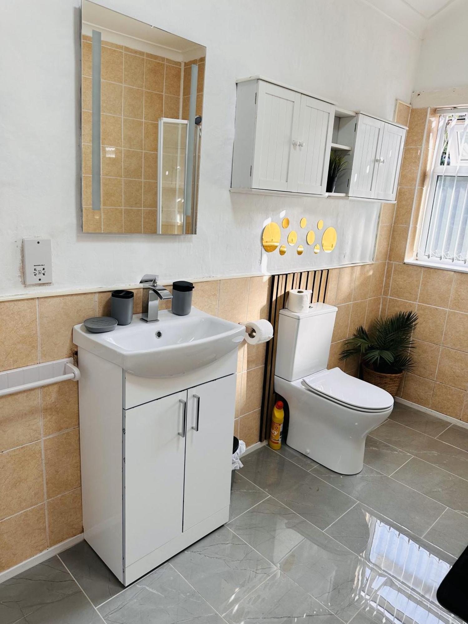 R4 Luxury Studio En-Suite Room In Harborne Lane By Queen Elizabeth Hospital Birmingam Exterior foto